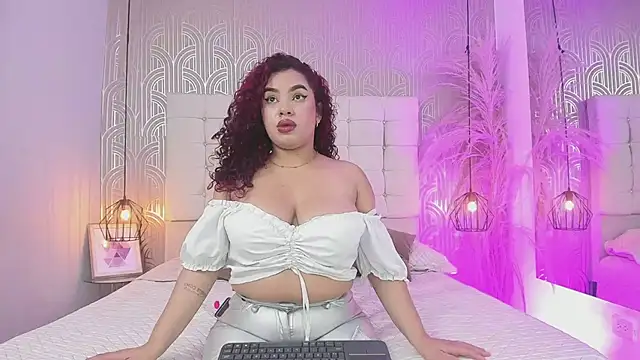 Snapshot of LeylaRangel chatting on March 7, 2025, 3:40 am LeylaRangel online show from March 7, 2025, 3:40 am