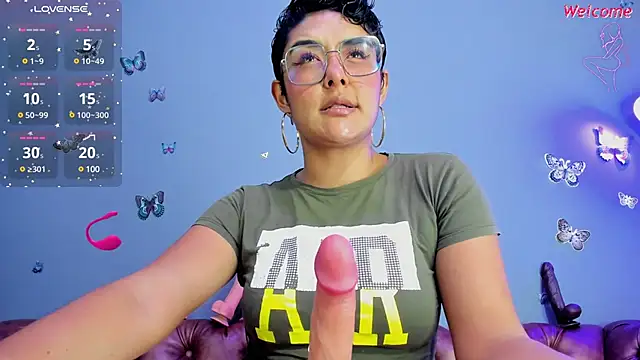 Kaira mosse online show from March 12, 2025, 11:32 am