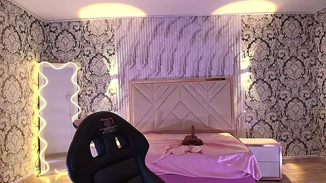 Brendda tay online show from November 20, 2025, 9:32 am