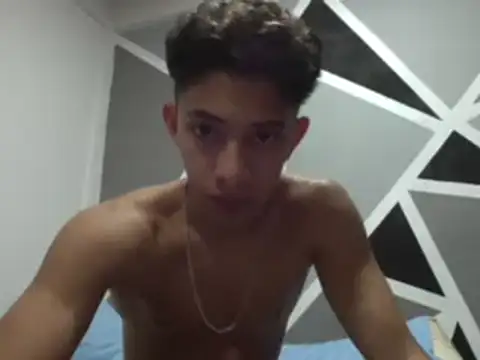 ferchitibellako online show from April 20, 2026, 4:37 am