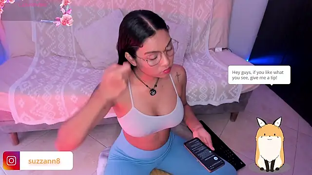 AnneteLynch online show from March 10, 2026, 9:41 pm