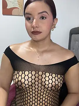 Snapshot of Melanyprada chatting on May 15, 2026, 5:16 am Melanyprada online show from May 15, 2026, 5:16 am