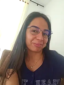 Snapshot of lily_riod chatting on January 22, 2025, 9:43 pm lily riod online show from January 22, 2025, 9:43 pm