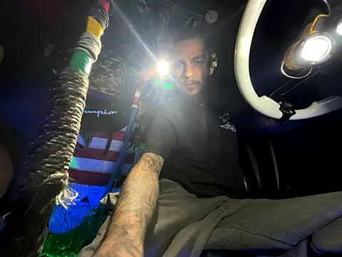 XMeF10 online show from November 24, 2025, 10:37 am