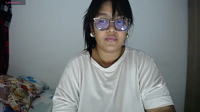 Snapshot of miajoseph_ chatting on November 4, 2025, 4:27 am miajoseph  online show from November 4, 2025, 4:27 am