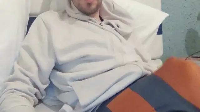 Snapshot of passif520 chatting on February 21, 2026, 8:11 pm passif520 online show from February 21, 2026, 8:11 pm