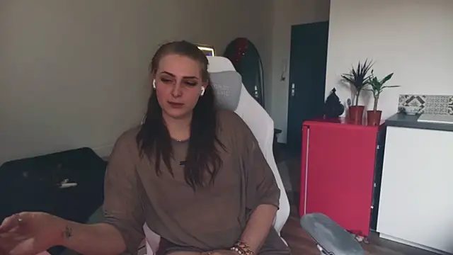 ce leste   online show from March 7, 2026, 8:43 am