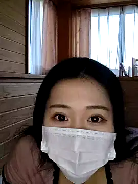 Snapshot of Kurage_chan chatting on January 14, 2025, 3:22 am Kurage chan online show from January 14, 2025, 3:22 am