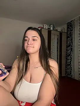 Elisss69669 online show from December 1, 2025, 8:10 pm