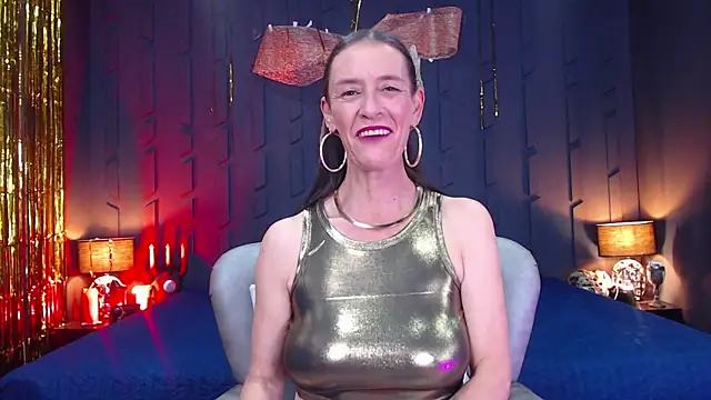 Snapshot of LeanaMature chatting on December 19, 2024, 5:50 pm LeanaMature online show from December 19, 2024, 5:50 pm