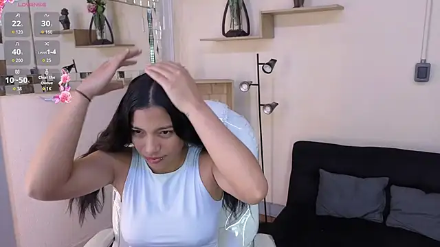 Snapshot of Saray_reyes chatting on November 7, 2025, 11:48 am Saray reyes online show from November 7, 2025, 11:48 am