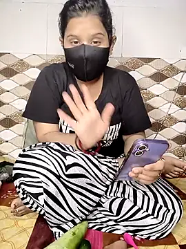 pihu32824 online show from February 19, 2026, 7:55 pm