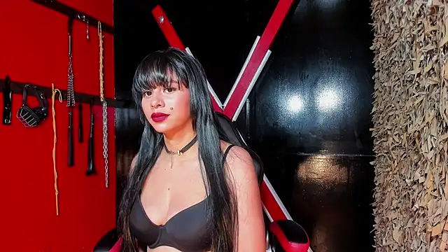 sascha castillo online show from December 17, 2025, 7:30 pm