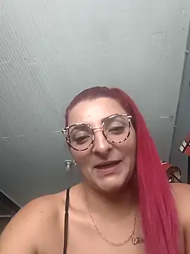 SHARAONELOVE online show from February 5, 2026, 5:09 pm