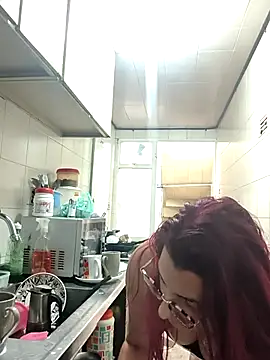 SHARAONELOVE online show from February 10, 2026, 5:45 pm