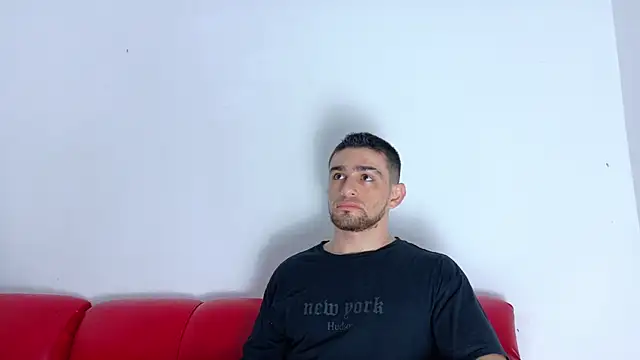 Sexy Alejandro  online show from November 15, 2025, 1:15 pm