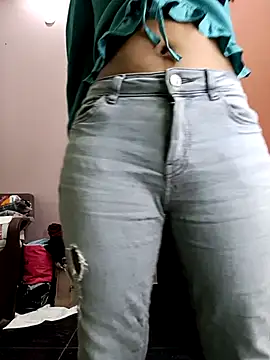Snapshot of Ananya_34 chatting on March 5, 2025, 10:00 am Ananya 34 online show from March 5, 2025, 10:00 am