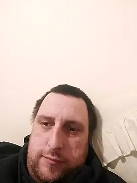 Snapshot of HE-M123 chatting on December 21, 2024, 5:39 pm HE-M123 online show from December 21, 2024, 5:39 pm