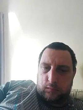 Snapshot of HE-M123 chatting on February 22, 2025, 12:29 pm HE-M123 online show from February 22, 2025, 12:29 pm