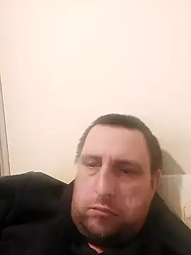 Snapshot of HE-M123 chatting on December 20, 2024, 6:24 pm HE-M123 online show from December 20, 2024, 6:24 pm