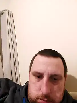 Snapshot of HE-M123 chatting on December 2, 2024, 10:07 pm HE-M123 online show from December 2, 2024, 10:07 pm