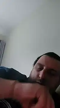 Snapshot of HE-M123 chatting on December 21, 2024, 9:12 am HE-M123 online show from December 21, 2024, 9:12 am