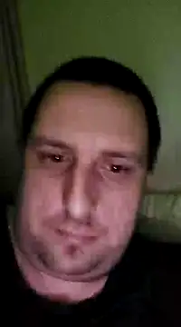 Snapshot of HE-M123 chatting on December 10, 2024, 1:43 am HE-M123 online show from December 10, 2024, 1:43 am