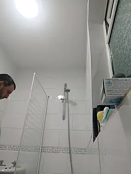 Snapshot of HE-M123 chatting on October 19, 2025, 8:55 pm HE-M123 online show from October 19, 2025, 8:55 pm