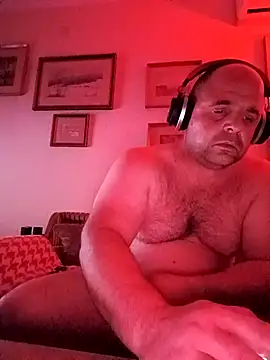 Snapshot of ChristianMouth chatting on October 17, 2025, 8:43 pm ChristianMouth online show from October 17, 2025, 8:43 pm