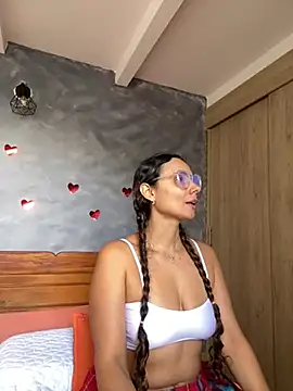 MafeeRoss online show from February 26, 2026, 6:08 pm