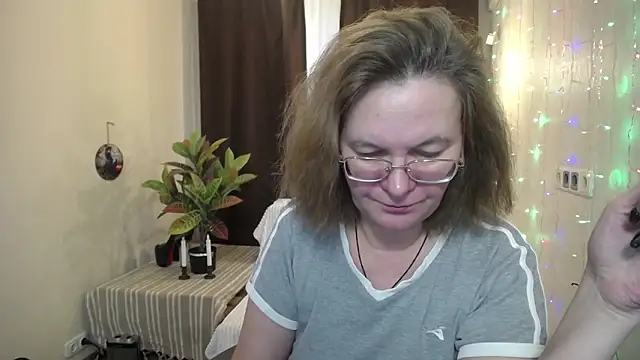 Snapshot of HolyMilfa chatting on January 26, 2025, 10:34 am HolyMilfa online show from January 26, 2025, 10:34 am