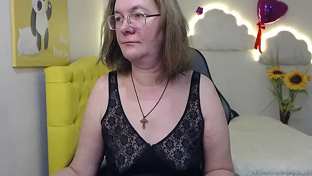 Snapshot of HolyMilfa chatting on February 9, 2025, 1:56 pm HolyMilfa online show from February 9, 2025, 1:56 pm