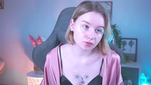 Snapshot of AdeleLoomis chatting on March 9, 2025, 2:07 am AdeleLoomis online show from March 9, 2025, 2:07 am