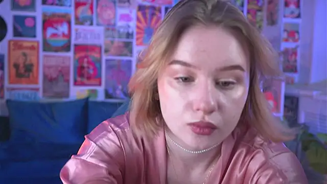 Snapshot of AdeleLoomis chatting on February 24, 2025, 2:30 am AdeleLoomis online show from February 24, 2025, 2:30 am