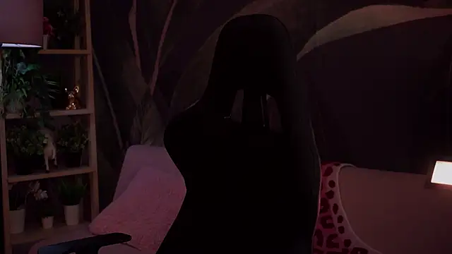 Snapshot of AdeleLoomis chatting on September 21, 2025, 2:17 am AdeleLoomis online show from September 21, 2025, 2:17 am