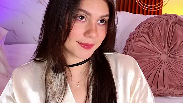 pamelajons  online show from April 23, 2026, 12:40 pm