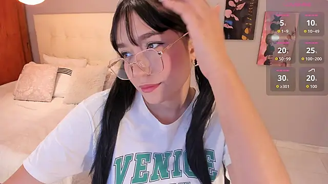 Maia W10 online show from January 15, 2026, 12:08 pm