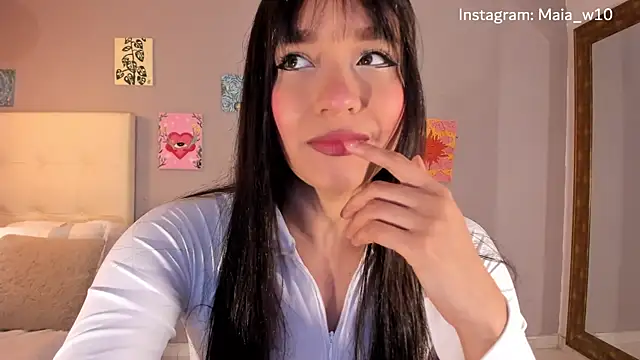Maia W10 online show from June 27, 2026, 12:22 pm