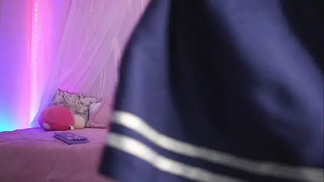 Lilou albrecht online show from March 31, 2026, 1:24 pm