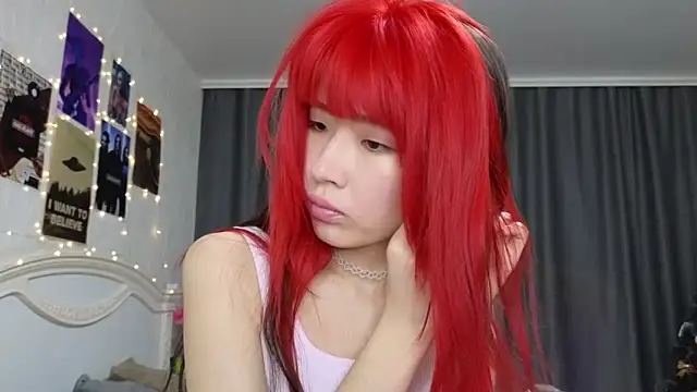 Snapshot of E_v_E_ chatting on February 1, 2025, 3:08 am E v E online show from February 1, 2025, 3:08 am