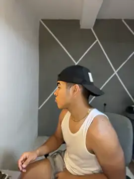 Snapshot of Diegobaby-18 chatting on April 15, 2026, 5:02 am Diegobaby-18 online show from April 15, 2026, 5:02 am