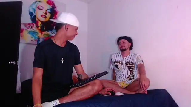 enjoy vibes online show from November 28, 2025, 9:53 am