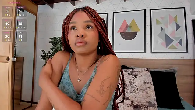 AriaFoster online show from October 9, 2025, 4:13 am