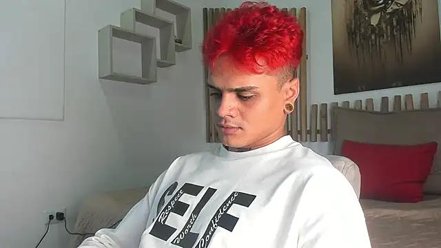 Snapshot of Myk3xx chatting on January 7, 2025, 5:53 pm Myk3xx online show from January 7, 2025, 5:53 pm