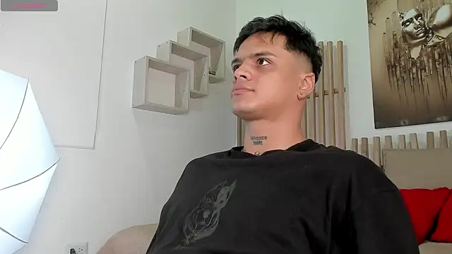 Snapshot of Myk3xx chatting on December 14, 2024, 1:16 pm Myk3xx online show from December 14, 2024, 1:16 pm