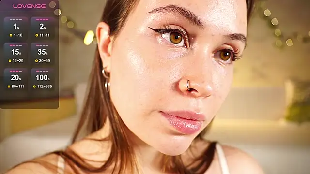 Snapshot of alma_yammy chatting on October 6, 2025, 3:57 pm alma yammy online show from October 6, 2025, 3:57 pm