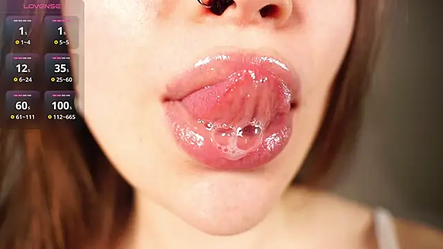 Snapshot of alma_yammy chatting on March 9, 2025, 5:06 pm alma yammy online show from March 9, 2025, 5:06 pm