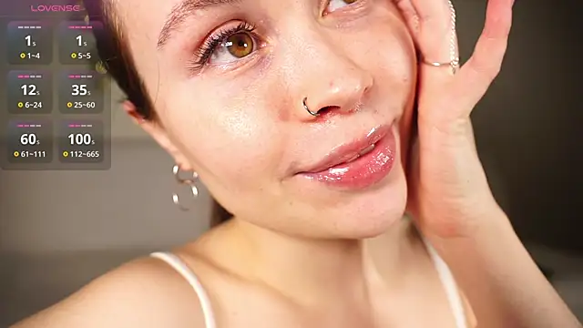 Snapshot of alma_yammy chatting on March 21, 2025, 4:29 pm alma yammy online show from March 21, 2025, 4:29 pm