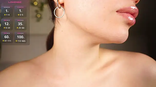 Snapshot of alma_yammy chatting on March 17, 2025, 7:48 pm alma yammy online show from March 17, 2025, 7:48 pm