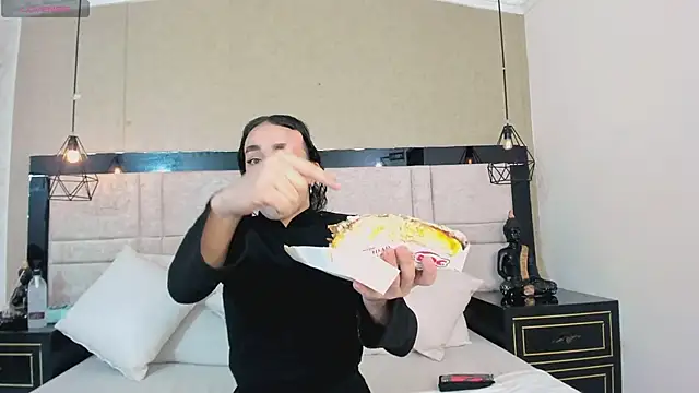 JustinePerry online show from February 24, 2026, 4:24 am